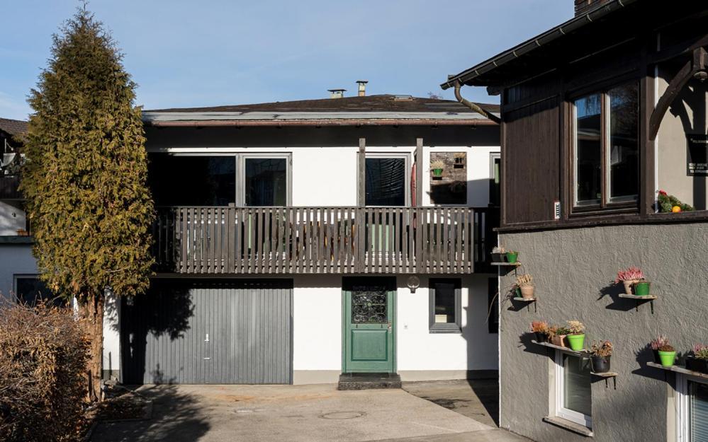 Doppelzimmer mit Balkon